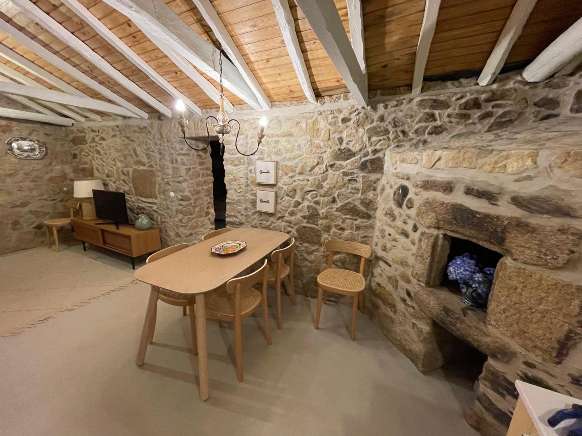 Вилла Casa Velha-Santiagofamilyhouse Север-ду-Вога Экстерьер фото